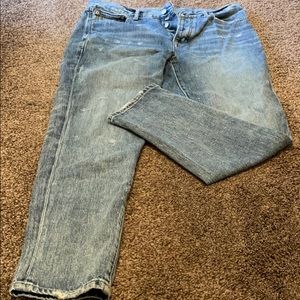 America Eagle Flare mom jean